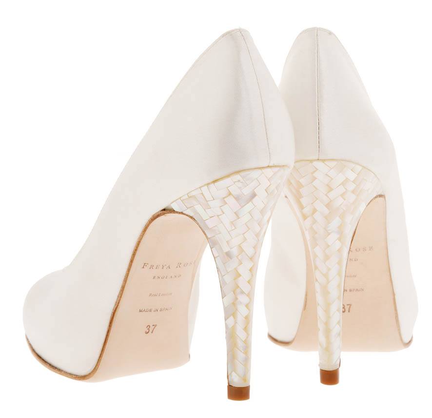 vera wang bridal shoes